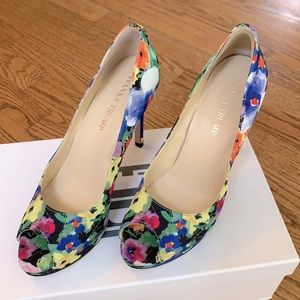 Ivanka Trump peep-toe heels